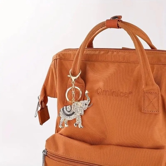 Elegant Elephant Bag Charm/Key Chain Golden Tone Crystal - Picture 2 of 5